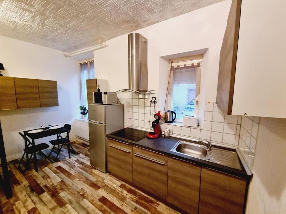 Rue Croutelle Rez De Chaussee Proche Du Centre Реймс Екстериор снимка
